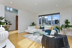4 Greenlink Rise, Long Bay, North Shore City, Auckland, 0630, New Zealand