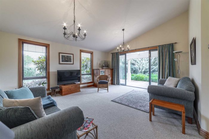 203 Athlone Drive, Cambridge, Waipa, Waikato, 3493, New Zealand