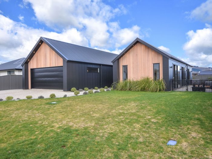 23 Caledonia Drive, Mosgiel, Dunedin, Otago, 9024, New Zealand