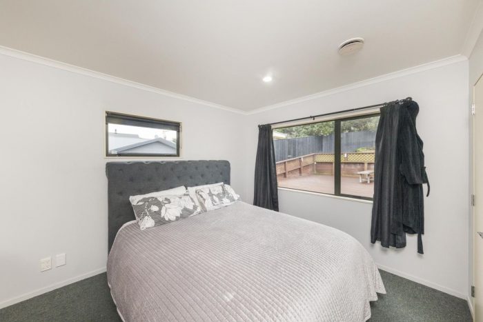 35 Dahlstrom Grove, Kelvin Grove, Palmerston North, Manawatu / Whanganui, 4414, New Zealand