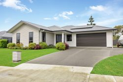 17 Tirimoana Place, Otamatea, Whanganui, Manawatu / Whanganui, 4501, New Zealand