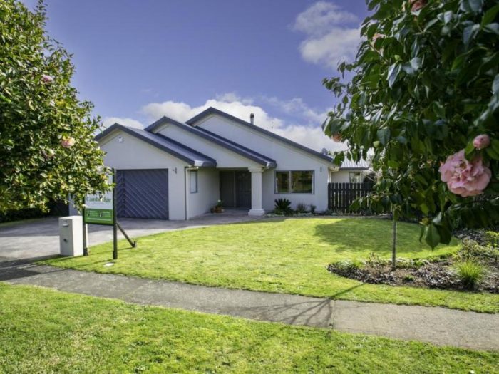 69 Carlyle Street, Cambridge, Waipa, Waikato, 3432, New Zealand