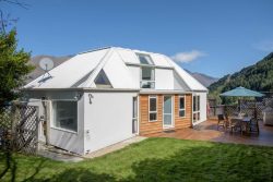 9B Arawata Terrace, Town Centre, Queenstown-Lakes, Otago, 9300, New Zealand