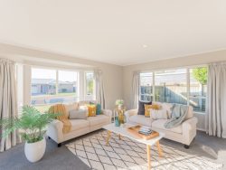 13 Sunburst Court, Paraparaumu Beach, Kapiti Coast, Wellington, 5032, New Zealand