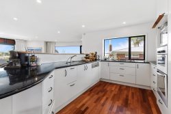 22A Eastcliffe Road, Castor Bay, North Shore City, Auckland, 0620, New Zealand