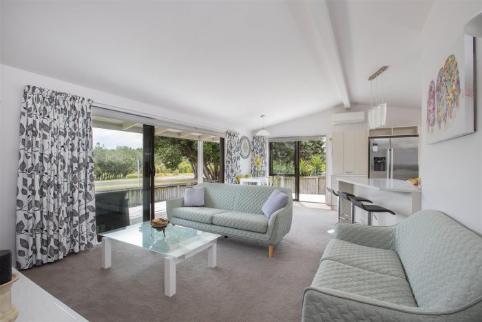 1 Pioneer Crescent, Omaha, Rodney, Auckland, 0986, New Zealand