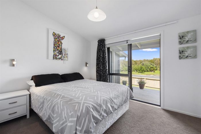 1 Pioneer Crescent, Omaha, Rodney, Auckland, 0986, New Zealand