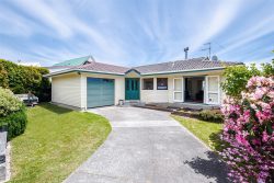 4 Montserrat Place, Grenada Village, Wellington, 6037, New Zealand