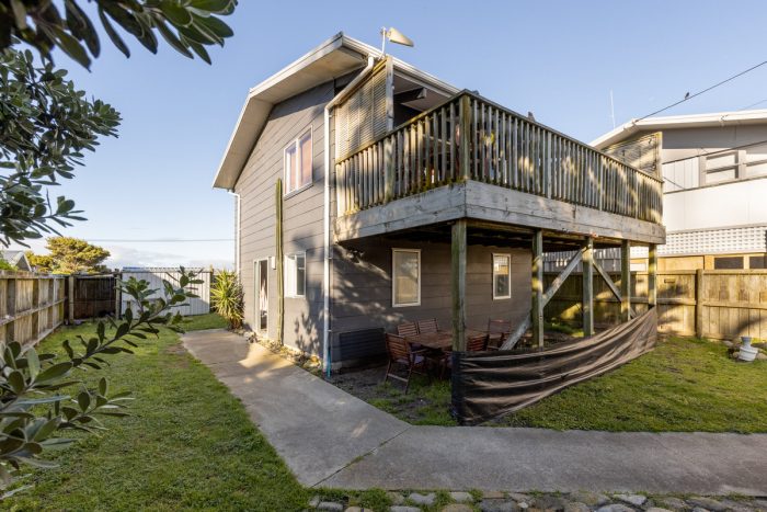 10 Pukehina Parade, Pukehina, Western Bay Of Plenty, Bay Of Plenty, 3189, New Zealand