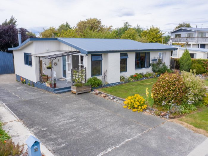 32 Pompolona Street, Te Anau, Southland, 9600, New Zealand