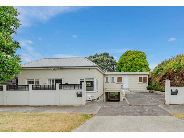 12 Royal Terrace, Sandringham, Auckland, 1025, New Zealand