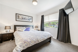 1/1 Simon Ellice Drive, Bayview, Auckland, 0629, New Zealand