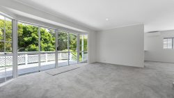 2/2 Napoleon Avenue, Milford, North Shore City, Auckland, 0620, New Zealand