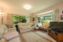 17A Coates Street, Tawa, Wellington, 5028, New Zealand