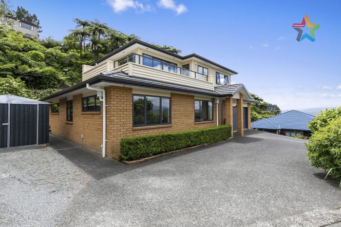 14 Arahiwi Grove, Tirohanga, Lower Hutt, Wellington, 5010, New Zealand