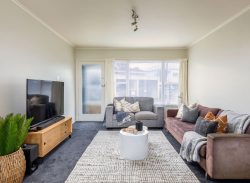 2/123A Campbell Road, One Tree Hill, Auckland, 1061, New Zealand