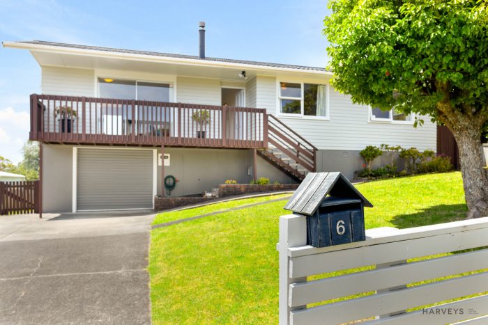 6 Rangitiki Crescent, Lynfield, Auckland, 1042, New Zealand