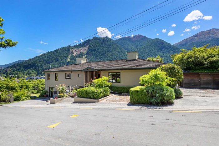 81/81A Hallenstein Street, Town Centre, Queenstown-Lakes, Otago, 9300, New Zealand