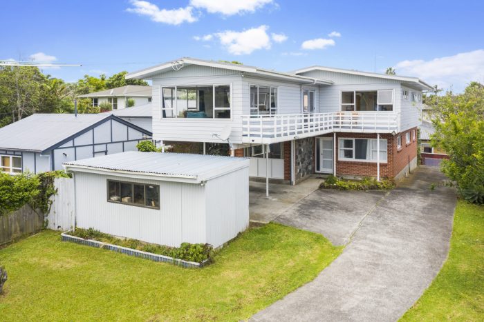 939 Beach Road, Torbay, North Shore City, Auckland, 0630, New Zealand