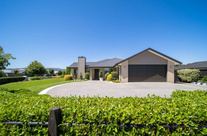 48 Hagart-Alexander Drive, Mosgiel, Dunedin, Otago, 9024, New Zealand