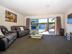 2 The Glade, Carterton, Wellington, 5713, New Zealand