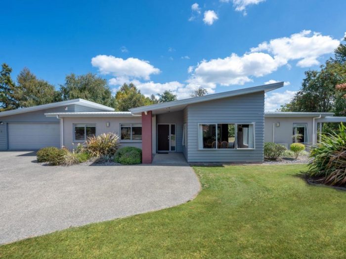 7 Antonia Place, Kinloch, Taupo, Waikato, 3377, New Zealand