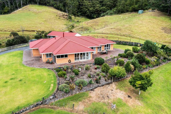 97 Arrowsmith Road, Waitakere, Waitakere City, Auckland, 0782, New Zealand