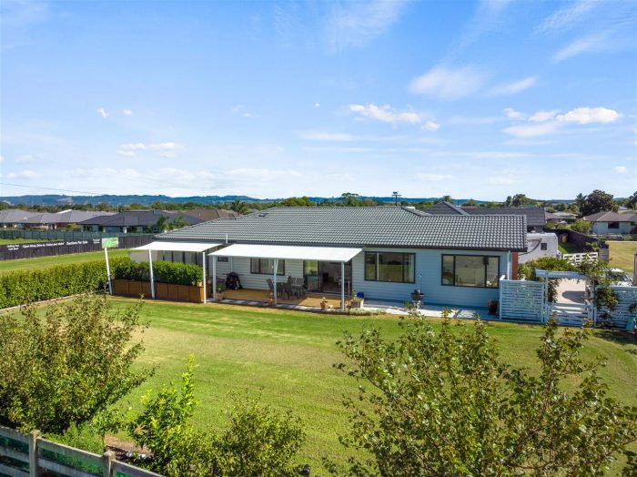 15 Glen Wallace Road, Waipu, Whangarei, Northland, 0510, New Zealand