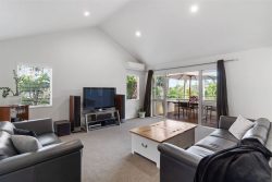 11 Tyrico Close, Unsworth Heights, North Shore City, Auckland, 0632, New Zealand