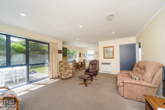 17 Aspen Way, Kelvin Grove, Palmerston North, Manawatu / Whanganui, 4414, New Zealand