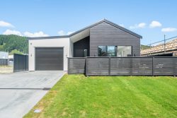 19 Cynisca Crescent, Trentham, Upper Hutt, Wellington, 5018, New zealand