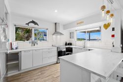 9 Kauri Crescent, Snells Beach, Rodney, Auckland, 0920, New Zealand