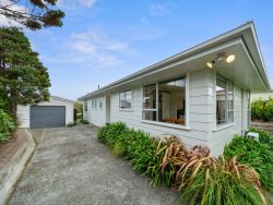 1 Stroud Way, Newlands, Wellington, 6037, New Zealand