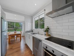 1 Stroud Way, Newlands, Wellington, 6037, New Zealand