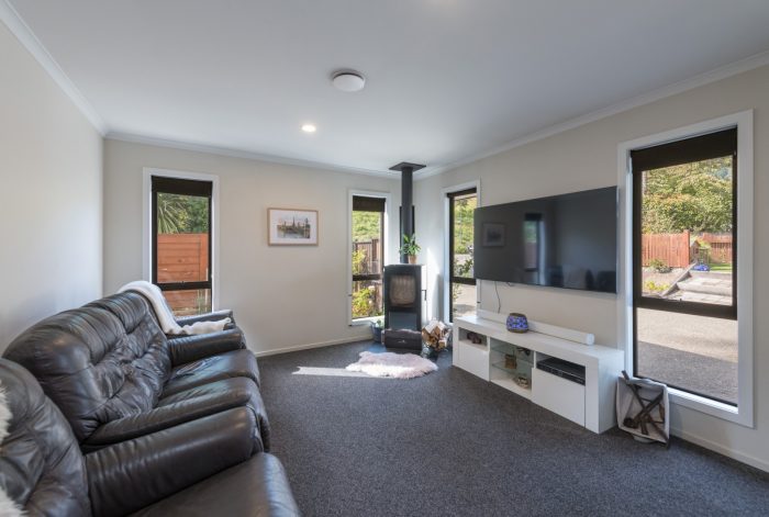 24 Sunningdale Drive, Stoke, Nelson, Nelson / Tasman, 7011, New Zealand