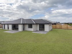 12 Deans Place, Amberley, Hurunui, Canterbury, 7410, New Zealand