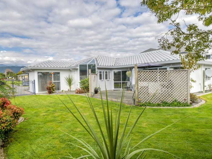 32 Easton Way, Levin, Horowhenua, Manawatu / Whanganui, 5510, New Zealand