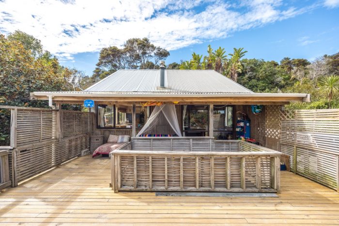 51 Whakarite Road, Ostend, Waiheke Island, Auckland, 1081, New Zealand