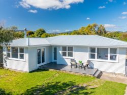 16 Rangiatea Street, Paraparaumu Beach, Kapiti Coast, Wellington, 5032, New Zealand