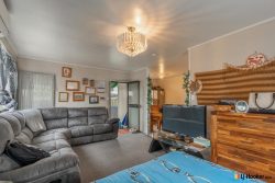 2/10 Ebenezer Way, Clendon Park, Manukau City, Auckland, 2103, New Zealand