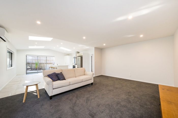 5A Woodstock Place, Hokowhitu, Palmerston North, Manawatu / Whanganui, 4410, New Zealand