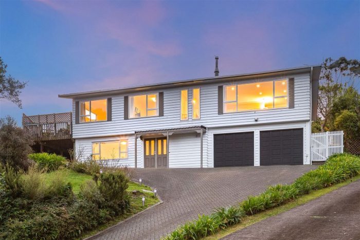 16 Truro Road, Camborne, Porirua, Wellington, 5026, New Zealand