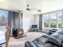 30 Excelsior Place, Manapouri, Southland, 9679, New Zealand
