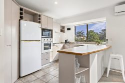 8/17 Matata Street, Blockhouse Bay, Auckland, 0600, New Zealand