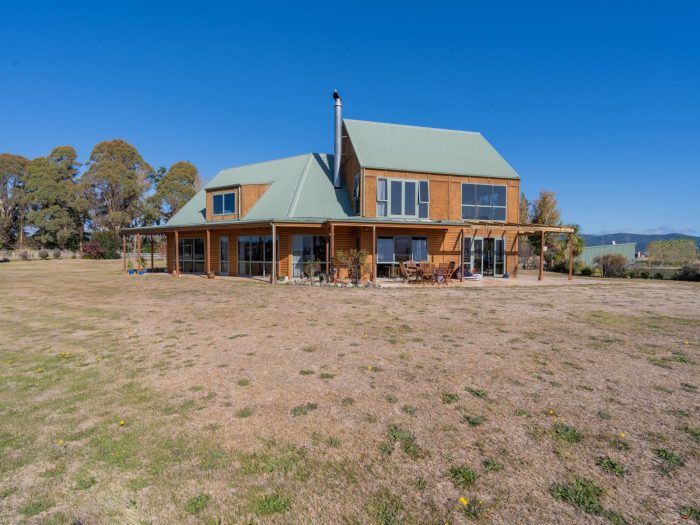 181 Aparima Drive, Te Anau, Southland, 9600, New Zealand