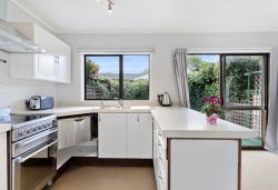 1/16 Denver Avenue, Sunnyvale, Waitakere City, Auckland, 0612, New Zealand