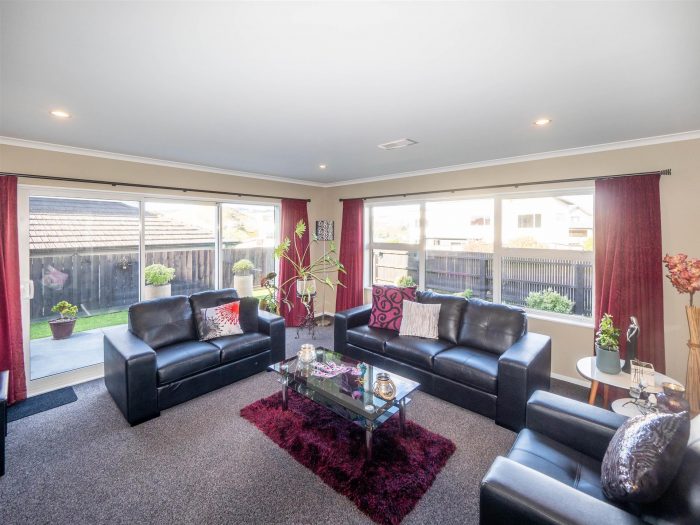 51 Mauldeth Terrace, Churton Park, Wellington, 6037, New Zealand