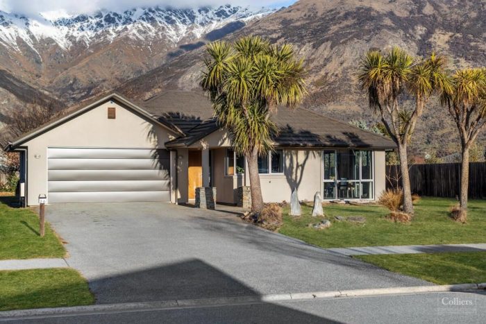 26 Lochnagar Drive, Lake Hayes, Queenstown-Lakes, Otago, 9304, New Zealand