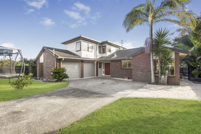 13 Reynard Terrace, Conifer Grove, Takanini, Papakura, Auckland, 2112, New Zealand