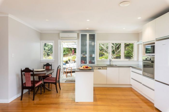 a/5A Stilwell Road, Mount Albert, Auckland, 1025, New Zealand